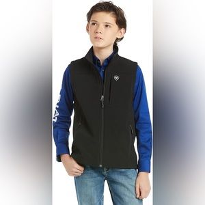 Boys youth ariat shell vest XL